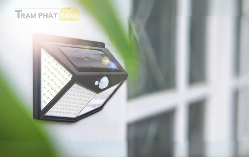 Đèn LED Năng Lượng Mặt Trời Là Gì? Ưu, Nhược Điểm Của Đèn Năng Lượng Mặt Trời (5)