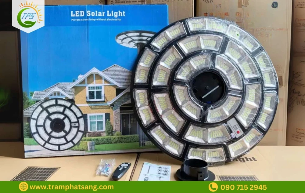 Đèn năng lượng mặt trời đĩa bay 1200W